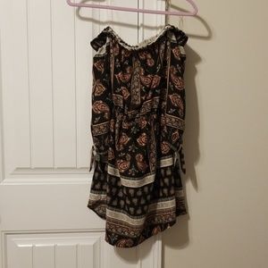 Black off the shoulder long sleeve dress